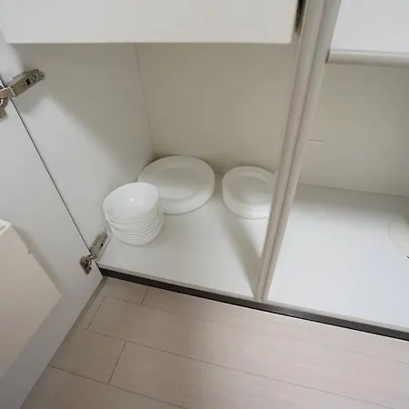 Apartment House Mebius Namba Residence 301 Osaka Exterior photo